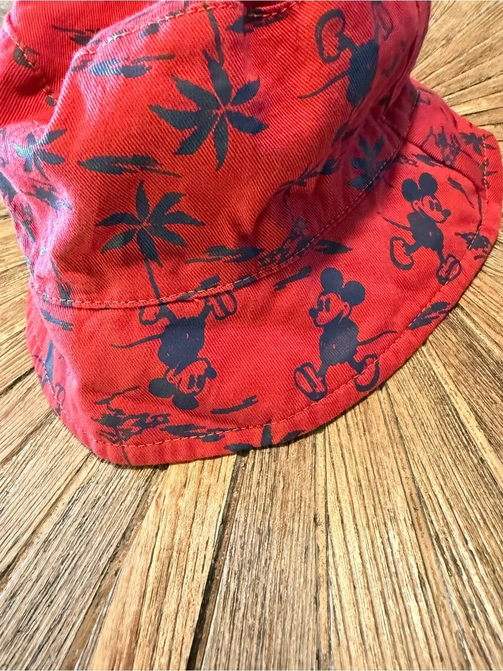 Disney x Junk Food Mickey Mouse Kids Bucket Hat Red Tropical Palm Trees One size